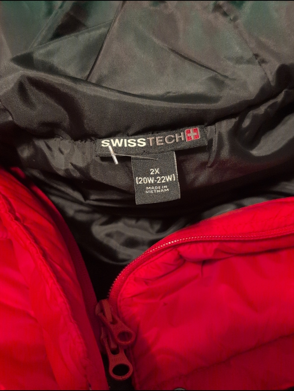 Swiss Tech Red Long Quilted Puffer Vest with Hood Womens 2X - Picture 7 of 10